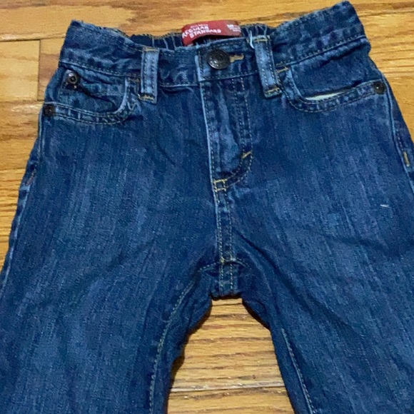 Old Navy ❤️ Kid's 100% Cotton Straight Leg Jean Size 18-24 Months (PRE-LOVED) - Picture 3 of 7